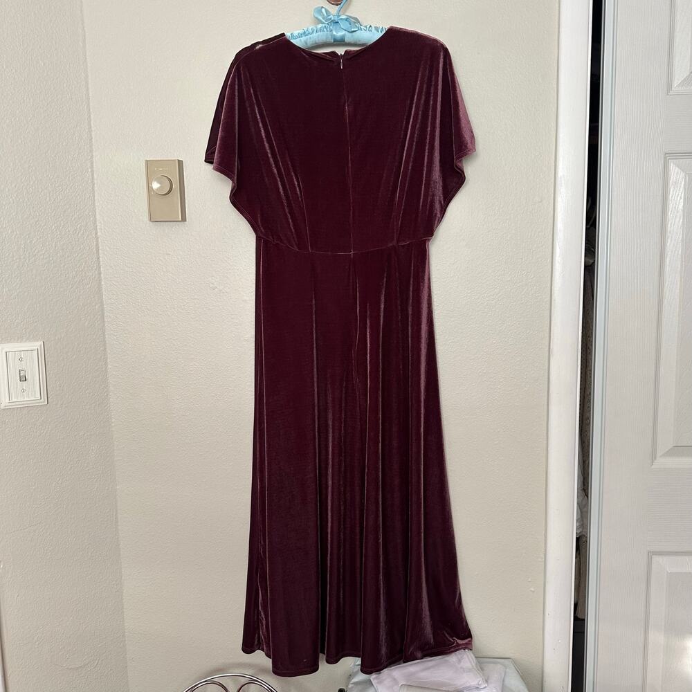 Taylor Sz 10 Midi Dress womens Purple Plum Velvet Empire Waist Flutter Sleeves - Picture 5 of 11